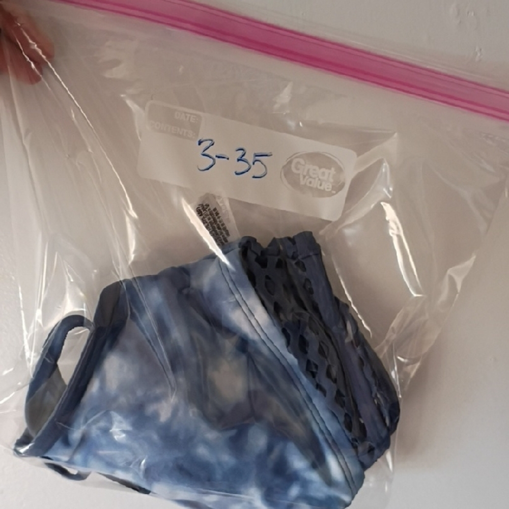 PINK Victoria's Secret Blue Tie-Dye Sports Bra size medium - Picture 4 of 4